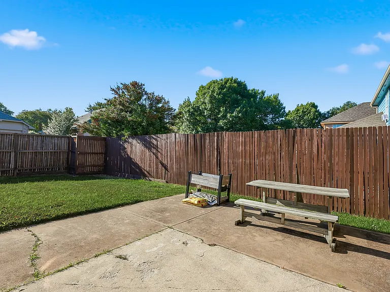 9805 Preston Vineyard Dr — Photo 20