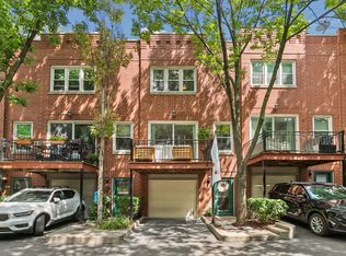 2939 N Honore St APT C, Chicago, IL 60657