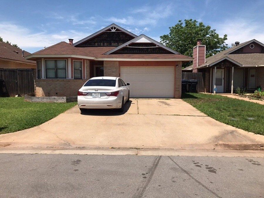 1st image of 1041 SW 103rd Ter
