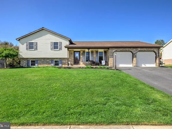 916 Dawn Ave, Ephrata, PA 17522