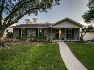 10816 Middle Knoll Dr, Dallas, TX 75238
