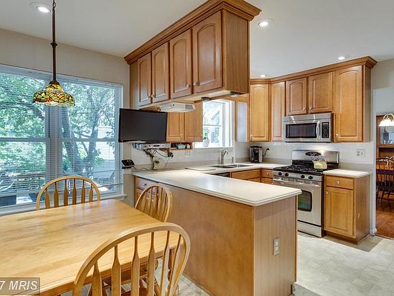 4th image of 3703 Charles Stewart Dr