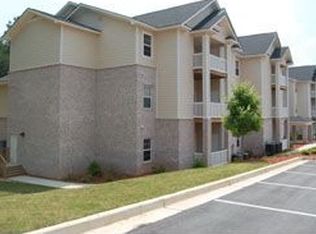 3002 NE Shades Valley Ln, Gainesville, GA 30501