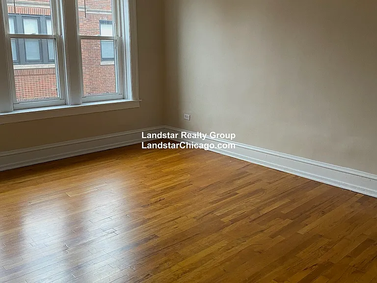 1364 W Estes Ave #2N — Photo 11