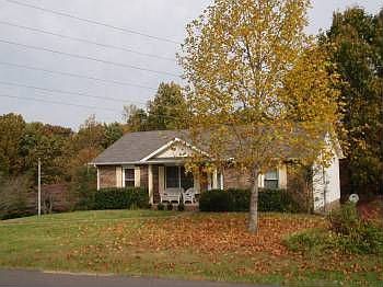 4th image of 583 Briarwood Dr