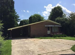 174 S Main St, Troutman, NC 28166