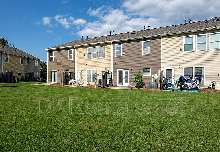 1959 Lakeshore Overlook Cir NW — Photo 22