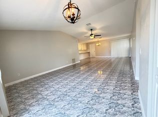 10 Warner Pl, Palm Coast, FL 32164