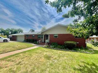 520 N 17th St, Frederick, OK 73542