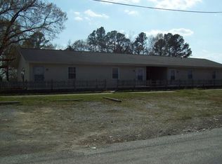 401 Chockoyotte St #401, Roanoke Rapids, NC 27870