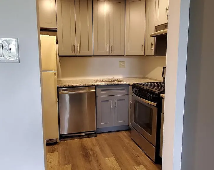 707 Meadowview Ln #707 — Photo 11