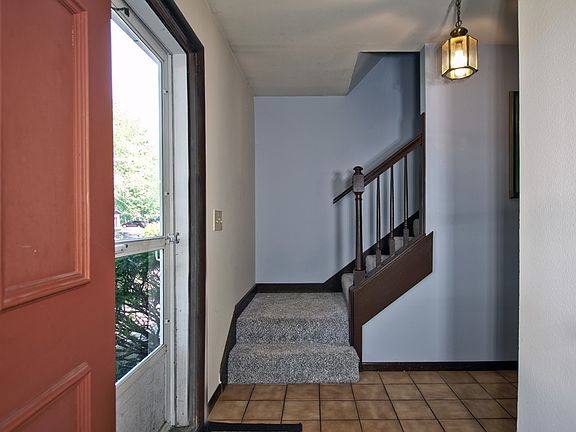 5th image of 2202 Independence Dr