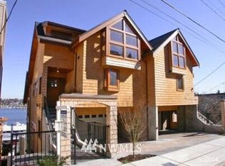2106 8th Ave N, Seattle, WA 98109