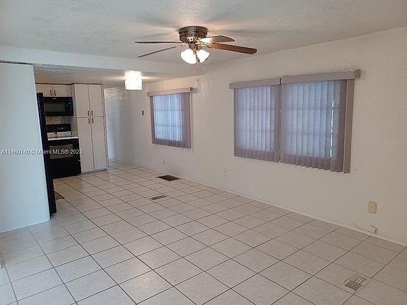 5th image of 2850 W Marina Dr