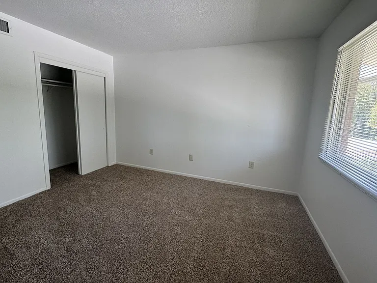 1003 Parkway Dr #1005 — Photo 11