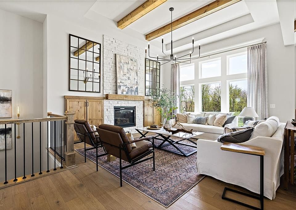 1st image of 1095 Creekside Ranch Ct