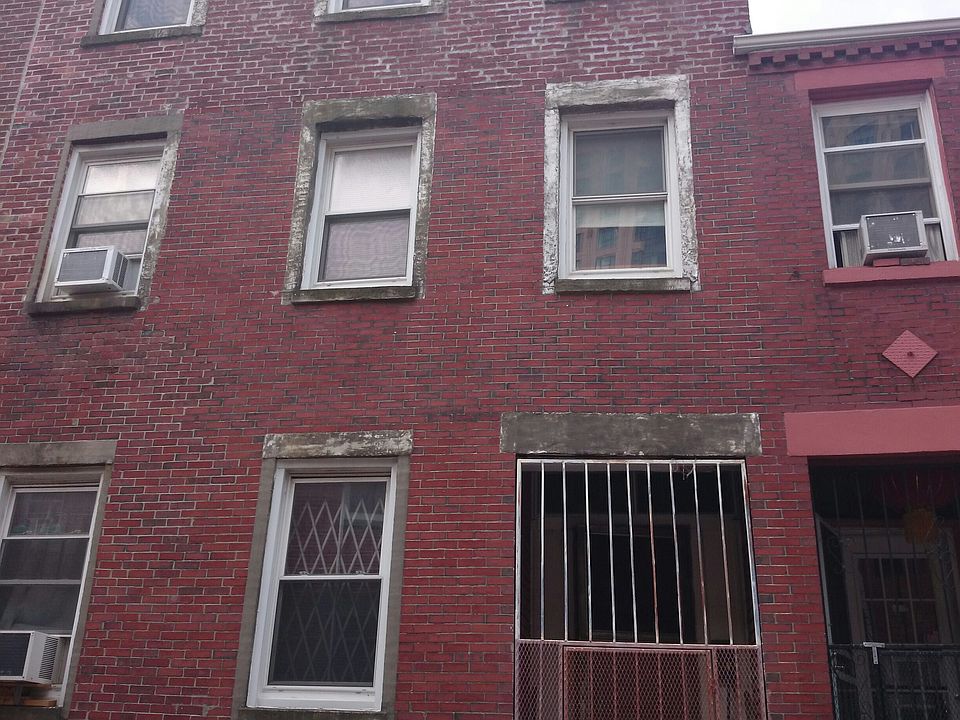 2nd image of 4 Johnny Ct