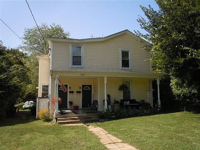 1st image of 209 Cleveland Ave