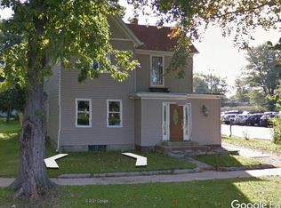 702 N 13th St, Springfield, IL 62702