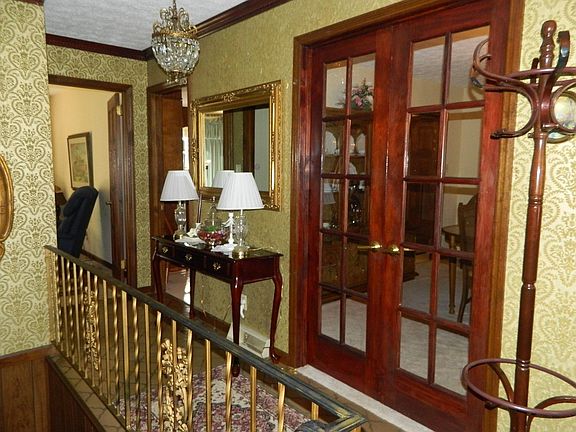 2nd image of 5338 NE Tazewell Pike