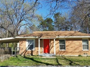 8615 Files St, Dallas, TX 75217