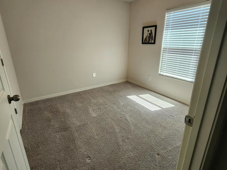 70 Cottonwood Ln — Photo 8