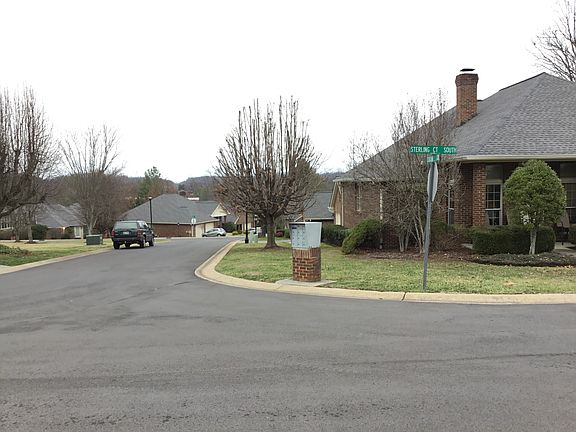 5th image of 26 Sterling Ct S
