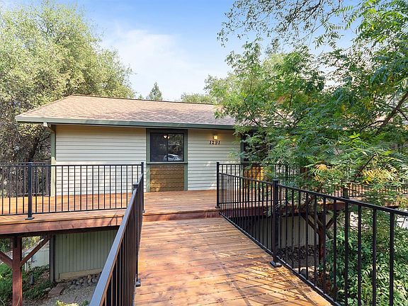 3rd image of 1291 Gold Rush Ln