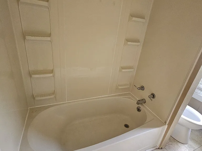 761 Chestnut St — Photo 18