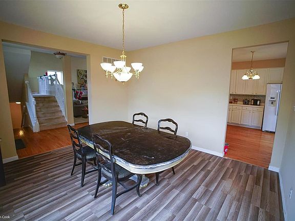 4th image of 3029 Saint Vincent Ave