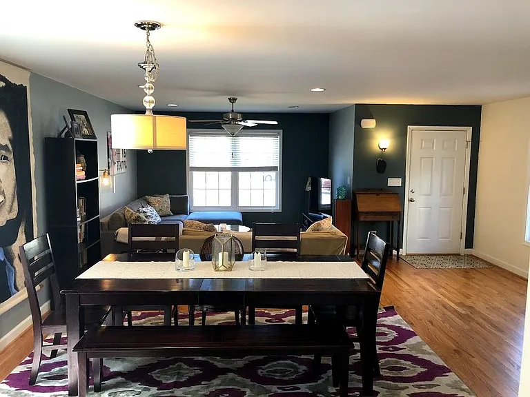 130 Roys Pl — Photo 3