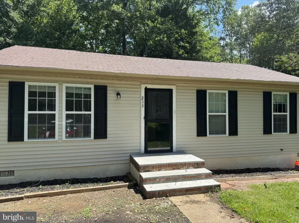 215 Spotswood Rd, Locust Grove, VA 22508