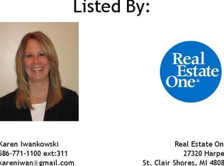 27410 Acacia St, Harrison Township, MI 48045