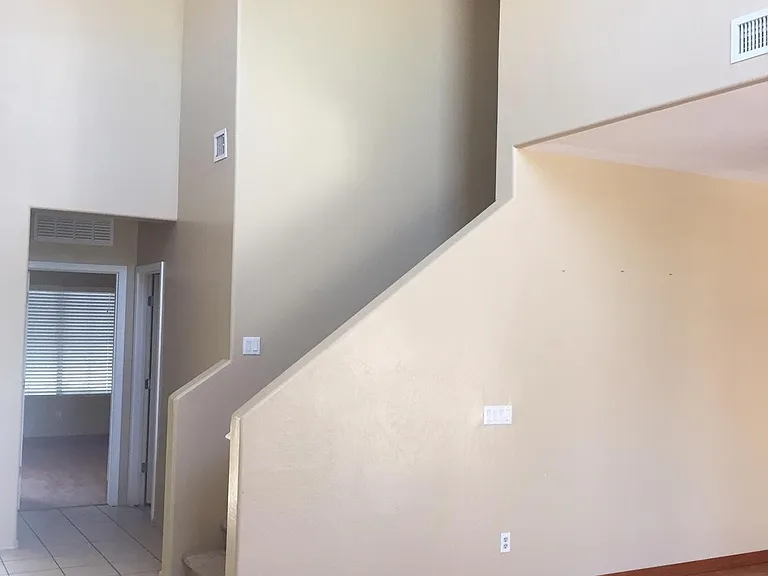 17236 W Country Gables Dr — Photo 4