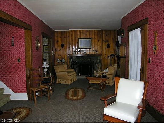 3rd image of 2079 Reveley Ave