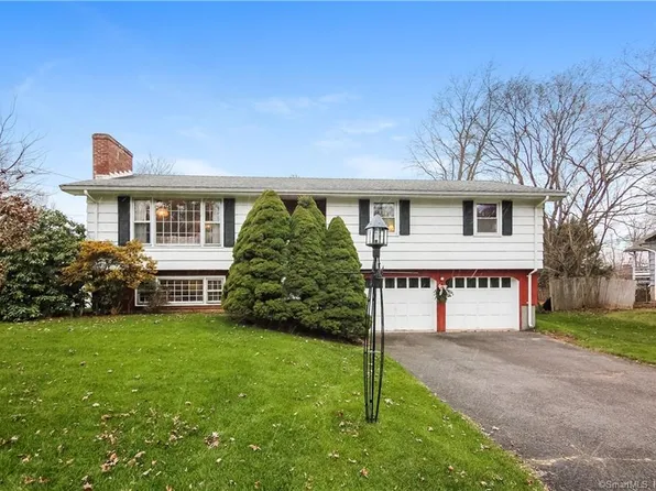 47 Harvest Lane, East Hartford, CT 06118