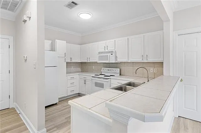 1500 Brightside Dr #B8 — Photo 3