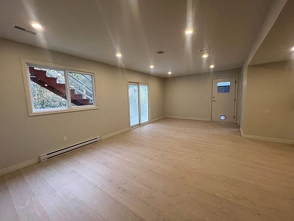 4th image of 12505 231st St