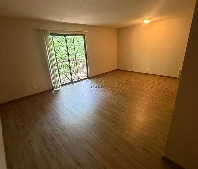 3417 W Baskin Ridge Ct #8 — Photo 2
