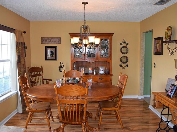 4th image of 11312 Chapelgate Ln