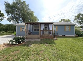 17223 Chula Vista Dr, Belton, MO 64012