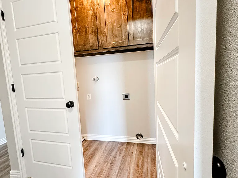 8691 Ellis Dr #3 — Photo 15