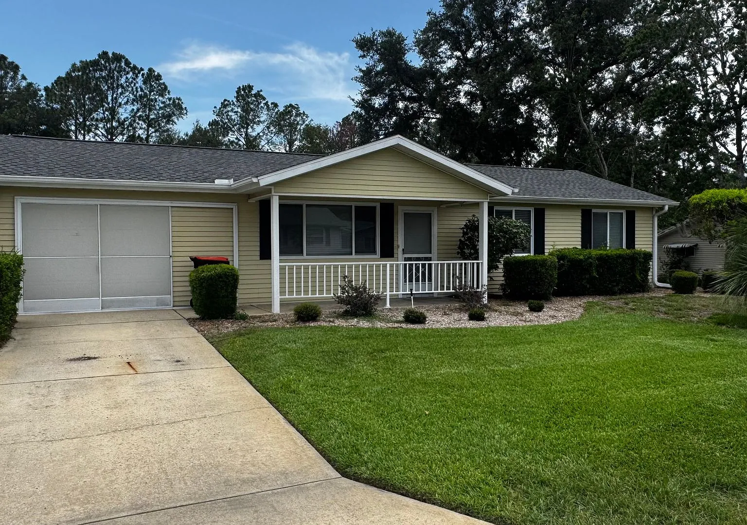 Utilities Included!! Resort-Style Living In Oak Run Active 55+ Community Rental In Southwest Ocala — Photo 2