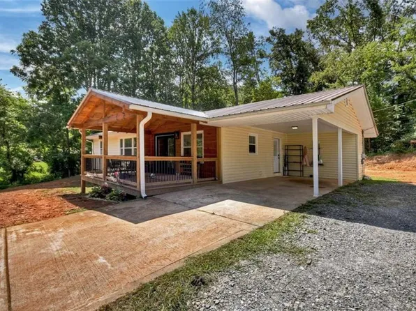 201 Milsaps Cir, Epworth, GA 30541