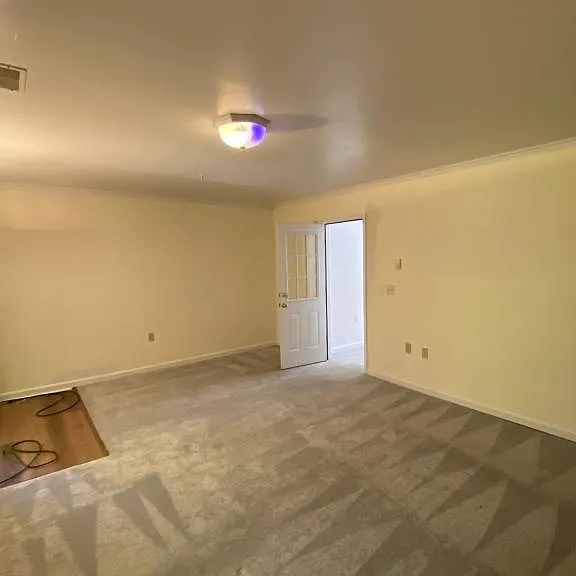 525 Papa Ct — Photo 6