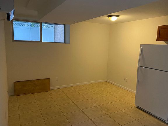 3rd image of 230 Pacific Ave #1