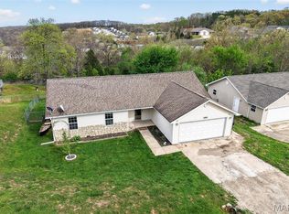 20826 Hibbett Rd, Saint Robert, MO 65584