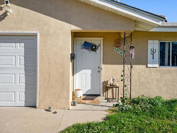 4th image of 1016 Walker Dr NE