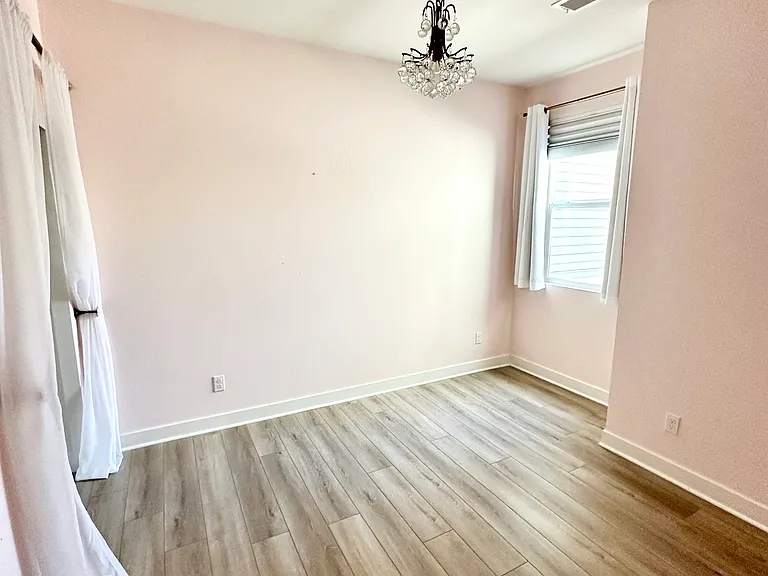 10912 Alderman Way — Photo 13