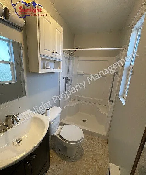 310 N Main St — Photo 4